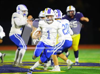 Thumbnail 3 in Port Washington vs. Massapequa photogallery.