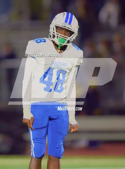 Thumbnail 3 in Port Washington vs. Massapequa photogallery.