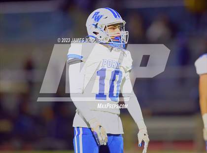 Thumbnail 3 in Port Washington vs. Massapequa photogallery.