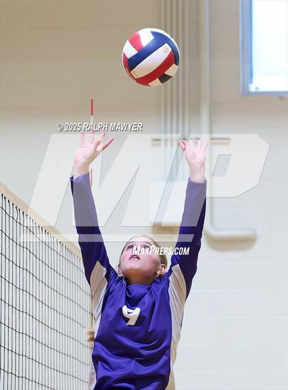 Thumbnail 3 in Stevens @ Boerne <B>Wrong Season</B> photogallery.