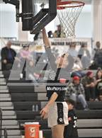 Photo from the gallery "Manzano @ Capital"