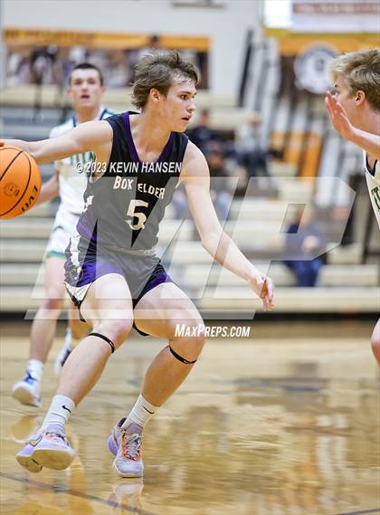 Thumbnail 2 in Box Elder vs. Syracuse photogallery.