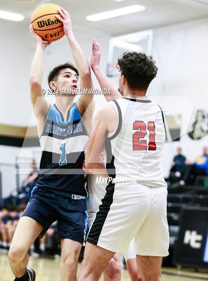 Thumbnail 3 in Oakwood vs Crescenta Valley (The Warrior Showcase) photogallery.