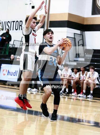 Thumbnail 2 in Oakwood vs Crescenta Valley (The Warrior Showcase) photogallery.