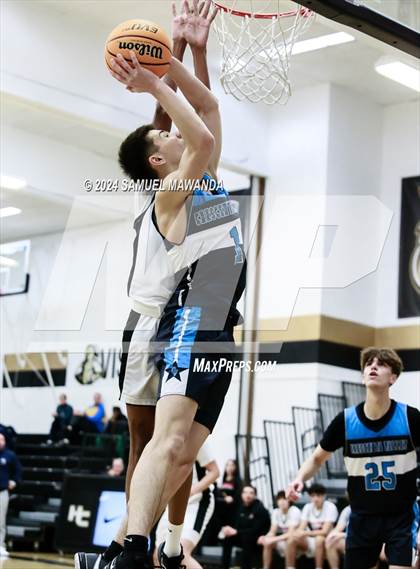 Thumbnail 1 in Oakwood vs Crescenta Valley (The Warrior Showcase) photogallery.