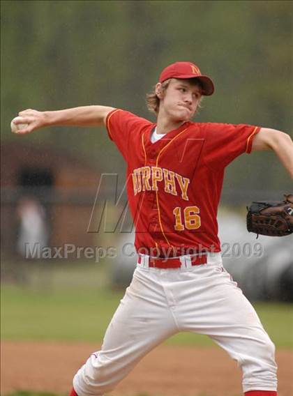 Thumbnail 1 in Murphysboro @ Benton photogallery.