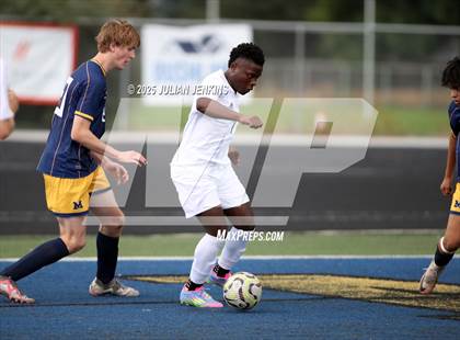 Thumbnail 2 in Borah @ Meridian photogallery.