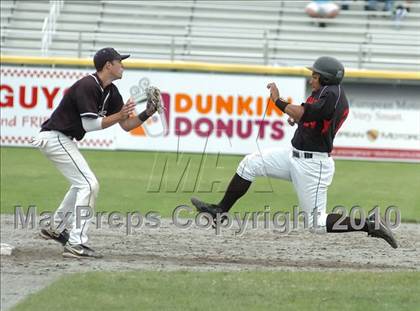 Thumbnail 3 in Xavier vs. Pomperaug (CIAC Class LL Final) photogallery.