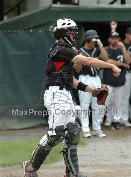 Thumbnail 3 in Xavier vs. Pomperaug (CIAC Class LL Final) photogallery.