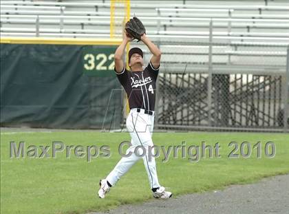 Thumbnail 3 in Xavier vs. Pomperaug (CIAC Class LL Final) photogallery.