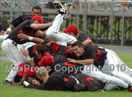 Thumbnail 1 in Xavier vs. Pomperaug (CIAC Class LL Final) photogallery.