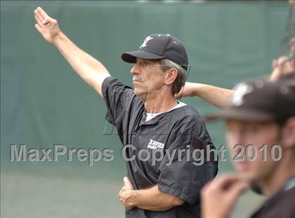 Thumbnail 2 in Xavier vs. Pomperaug (CIAC Class LL Final) photogallery.