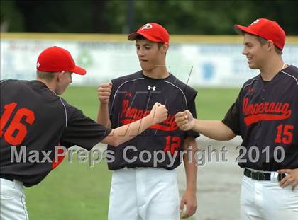 Thumbnail 3 in Xavier vs. Pomperaug (CIAC Class LL Final) photogallery.
