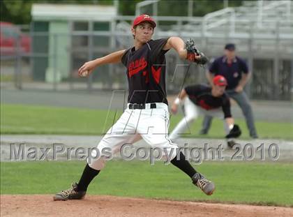 Thumbnail 2 in Xavier vs. Pomperaug (CIAC Class LL Final) photogallery.
