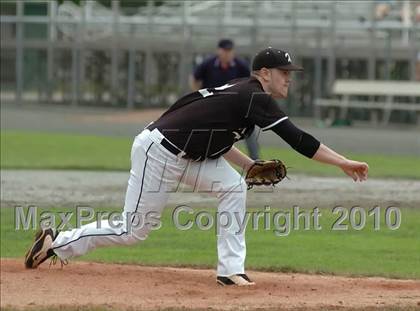 Thumbnail 2 in Xavier vs. Pomperaug (CIAC Class LL Final) photogallery.