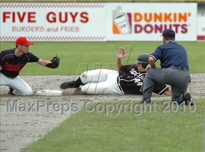 Thumbnail 3 in Xavier vs. Pomperaug (CIAC Class LL Final) photogallery.