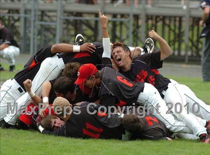 Thumbnail 2 in Xavier vs. Pomperaug (CIAC Class LL Final) photogallery.