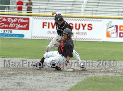 Thumbnail 1 in Xavier vs. Pomperaug (CIAC Class LL Final) photogallery.