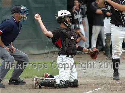 Thumbnail 3 in Xavier vs. Pomperaug (CIAC Class LL Final) photogallery.