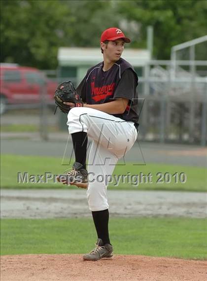 Thumbnail 3 in Xavier vs. Pomperaug (CIAC Class LL Final) photogallery.