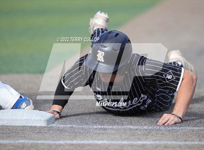 Thumbnail 1 in Bingham vs. Riverton (UHSAA 6A Bracket Play) photogallery.