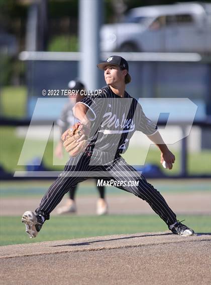 Thumbnail 2 in Bingham vs. Riverton (UHSAA 6A Bracket Play) photogallery.