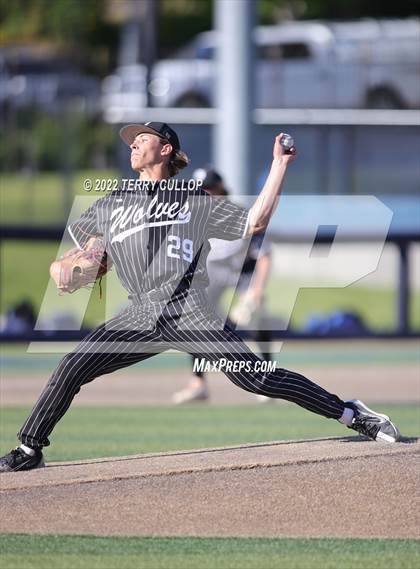 Thumbnail 3 in Bingham vs. Riverton (UHSAA 6A Bracket Play) photogallery.