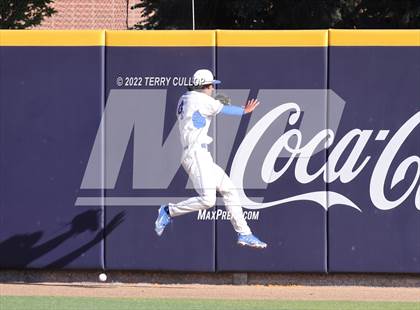 Thumbnail 2 in Bingham vs. Riverton (UHSAA 6A Bracket Play) photogallery.