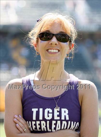Thumbnail 2 in Pickerington Central vs. Archbishop Moeller (Skyline Chili Crosstown Showdown) photogallery.