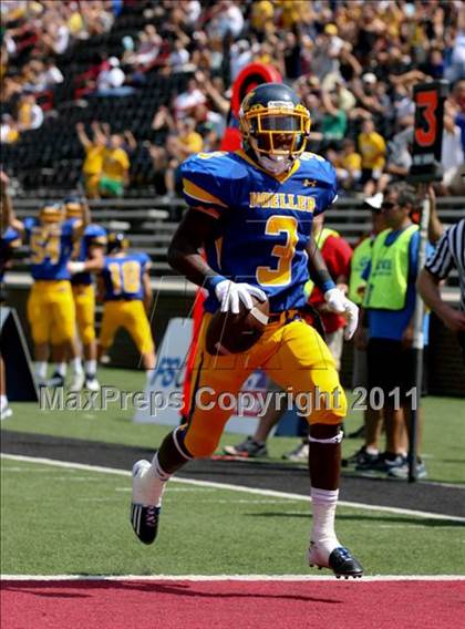 Thumbnail 2 in Pickerington Central vs. Archbishop Moeller (Skyline Chili Crosstown Showdown) photogallery.