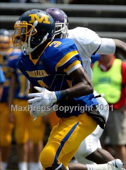 Thumbnail 1 in Pickerington Central vs. Archbishop Moeller (Skyline Chili Crosstown Showdown) photogallery.