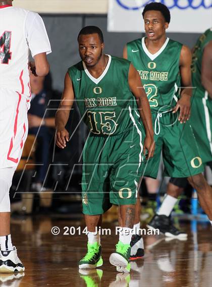 Thumbnail 2 in Oak Ridge vs. Archbishop Carroll (City of Palms Classic) photogallery.