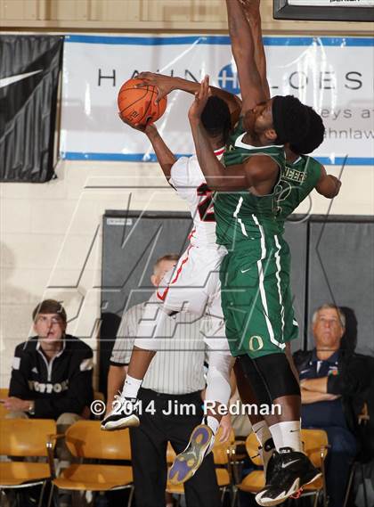 Thumbnail 2 in Oak Ridge vs. Archbishop Carroll (City of Palms Classic) photogallery.