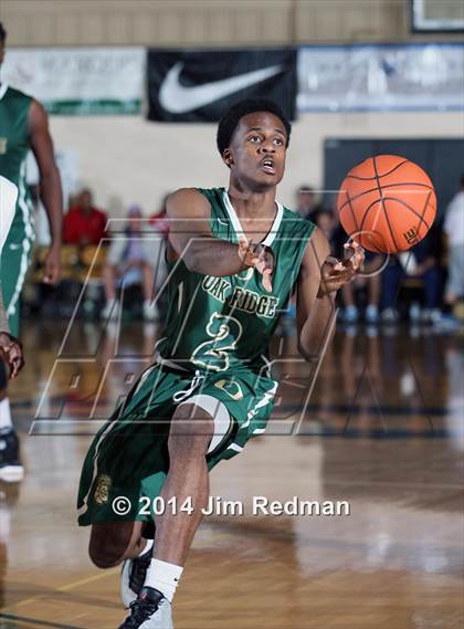Thumbnail 1 in Oak Ridge vs. Archbishop Carroll (City of Palms Classic) photogallery.