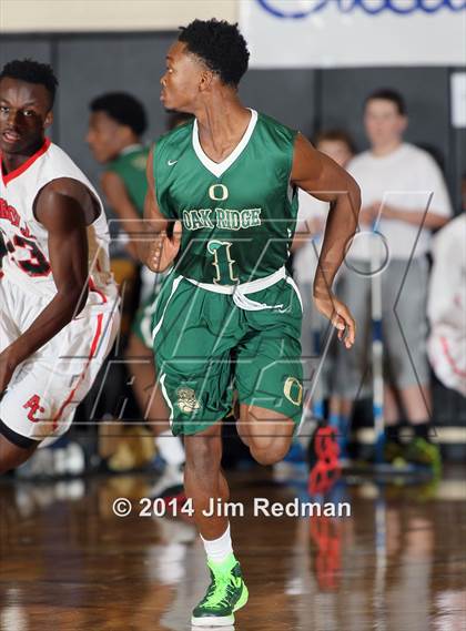 Thumbnail 1 in Oak Ridge vs. Archbishop Carroll (City of Palms Classic) photogallery.
