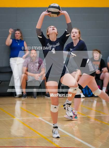 Thumbnail 3 in Williams Field vs. Cactus Shadows photogallery.