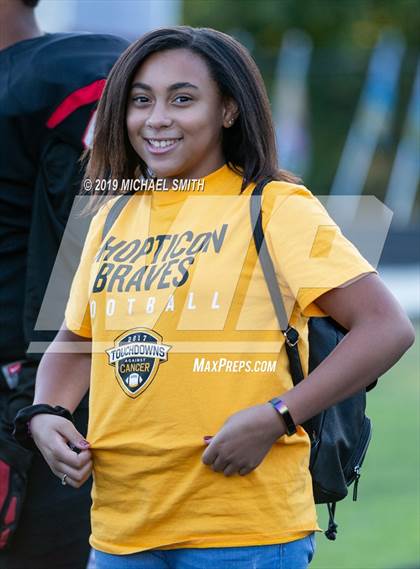 Thumbnail 1 in Chopticon Ceremony (Touchdowns Against Cancer) photogallery.