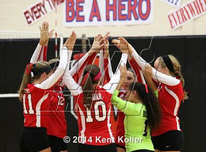 Thumbnail 1 in Chippewa Valley Invitational  photogallery.