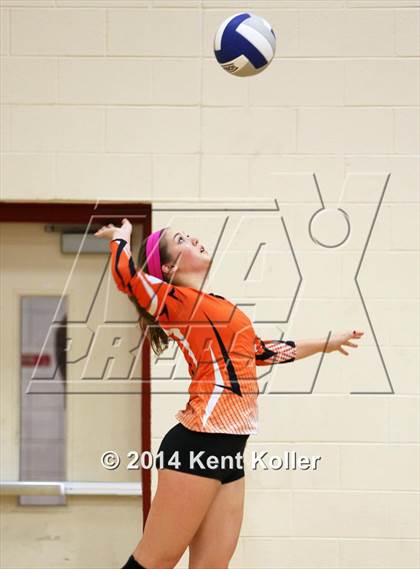 Thumbnail 3 in Chippewa Valley Invitational  photogallery.