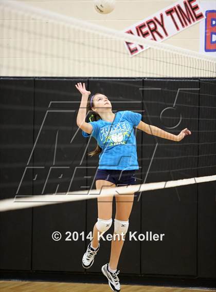 Thumbnail 3 in Chippewa Valley Invitational  photogallery.