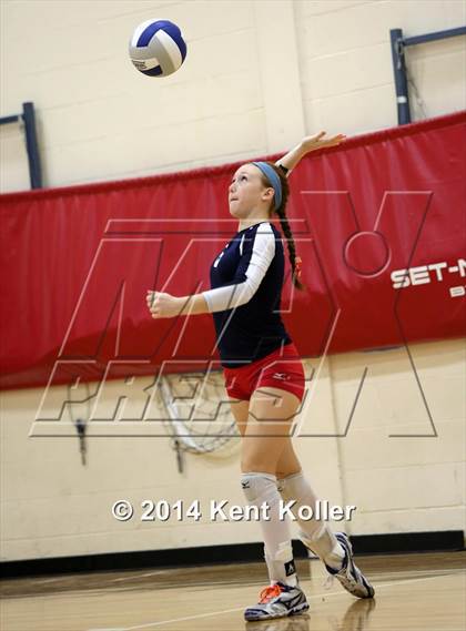 Thumbnail 1 in Chippewa Valley Invitational  photogallery.