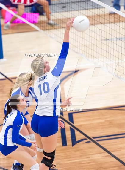 Thumbnail 3 in Ponderosa @ Legend photogallery.