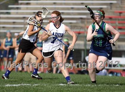 Thumbnail 1 in Ladue vs. Marquette photogallery.