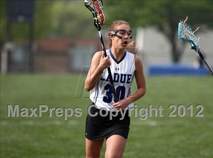 Thumbnail 1 in Ladue vs. Marquette photogallery.