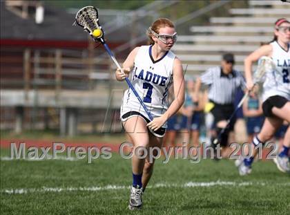 Thumbnail 2 in Ladue vs. Marquette photogallery.