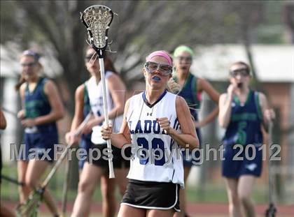 Thumbnail 2 in Ladue vs. Marquette photogallery.
