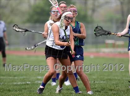 Thumbnail 1 in Ladue vs. Marquette photogallery.