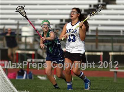Thumbnail 2 in Ladue vs. Marquette photogallery.