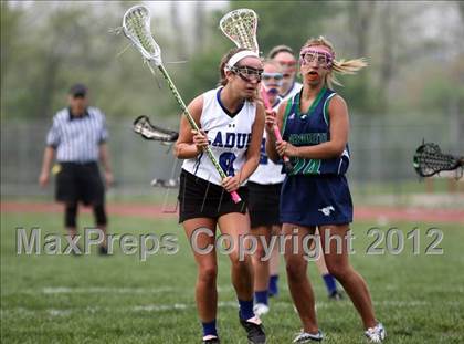 Thumbnail 2 in Ladue vs. Marquette photogallery.