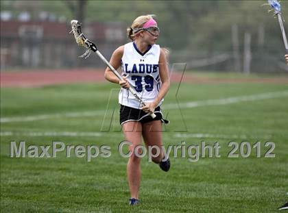 Thumbnail 2 in Ladue vs. Marquette photogallery.